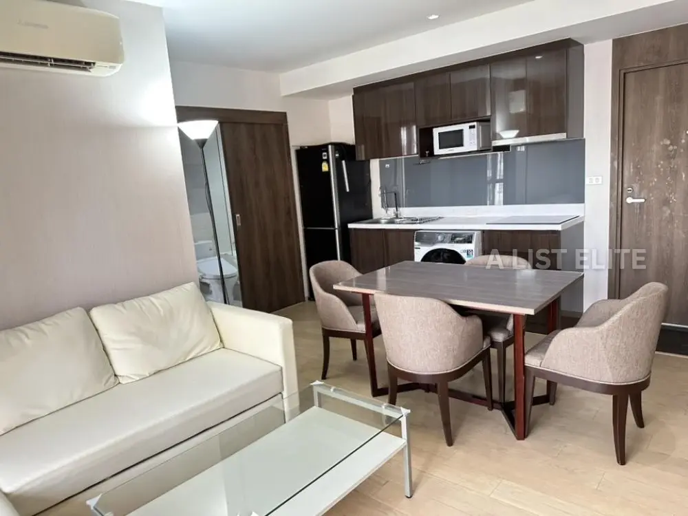 Runesu Thonglor 5