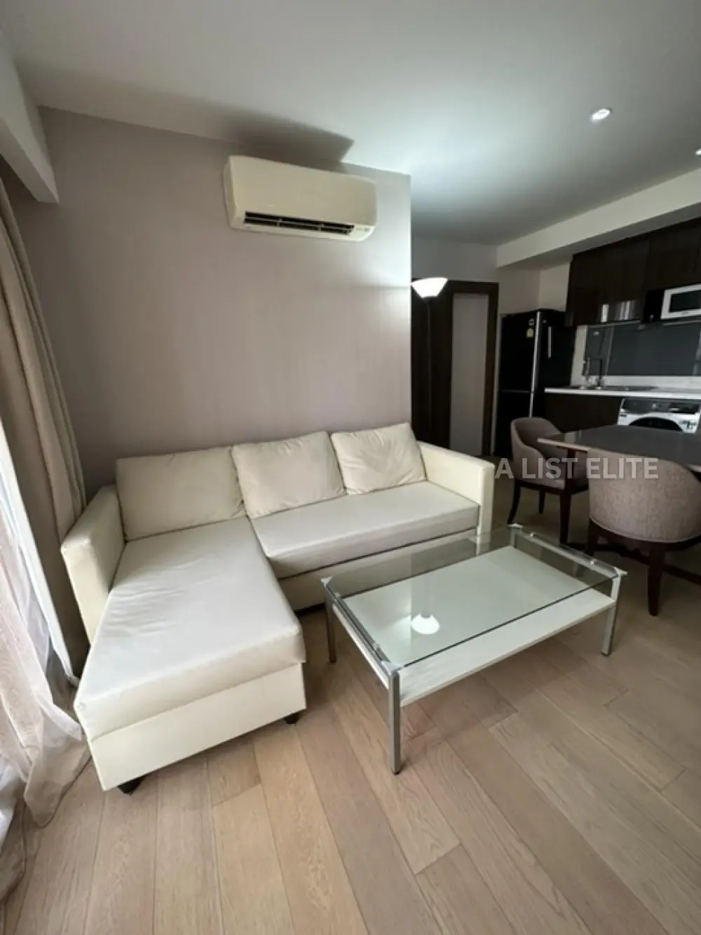 Runesu Thonglor 5