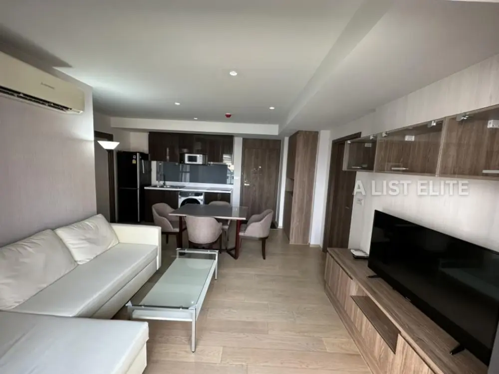 Runesu Thonglor 5