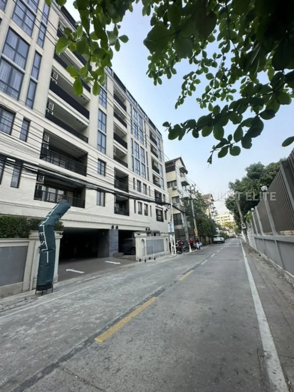 Runesu Thonglor 5