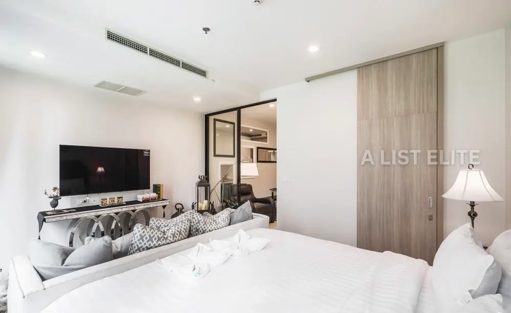 Noble Ploenchit