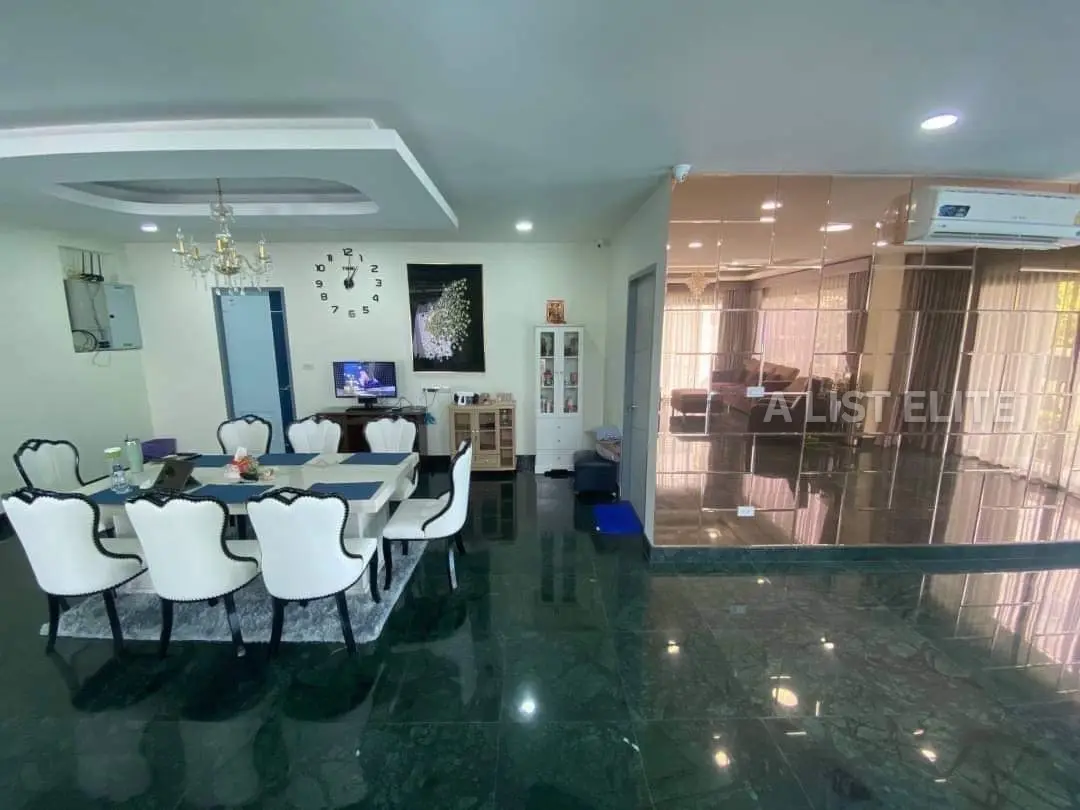 MAISON PROCHE DE CENTRAL PINKLAO