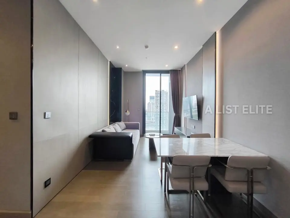 L'ESSE au SINGHA COMPLEX