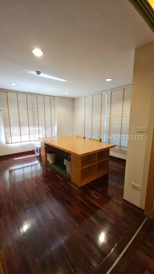 Condominium Ban Chan