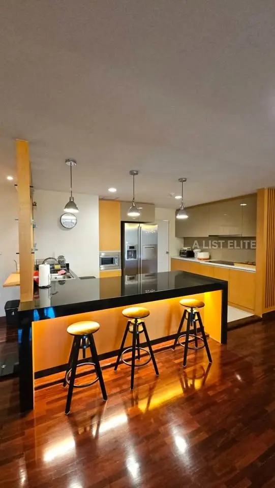 Condominium Ban Chan