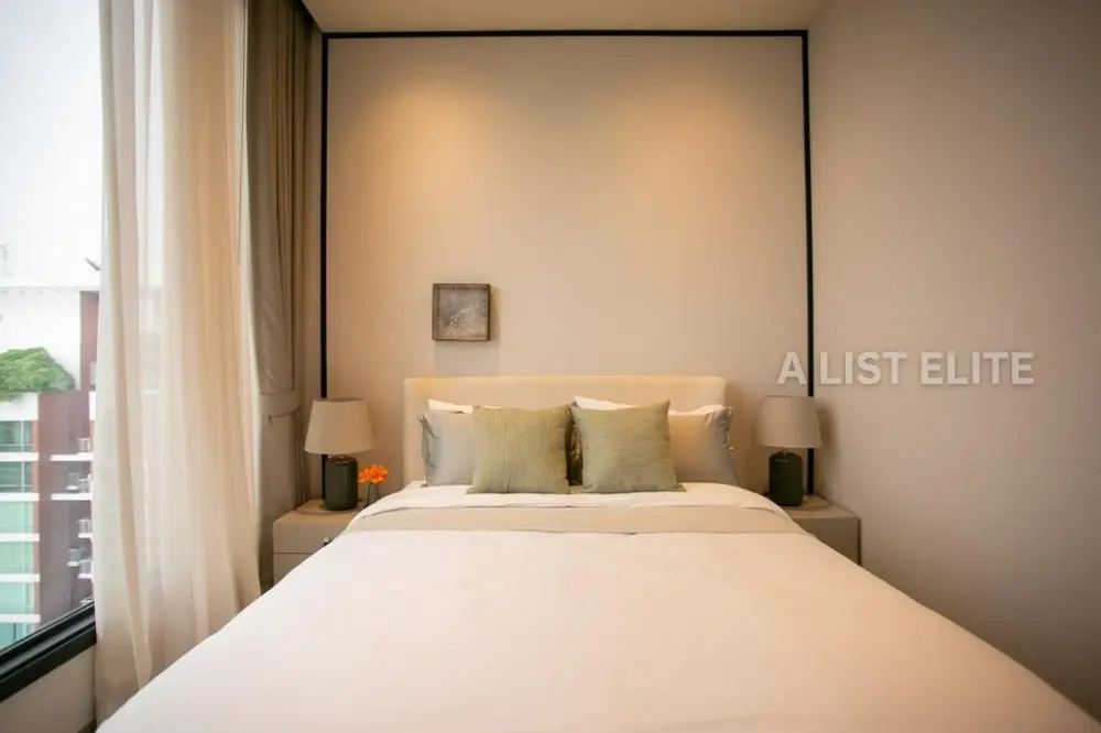 HYDE HERITAGE THONGLOR