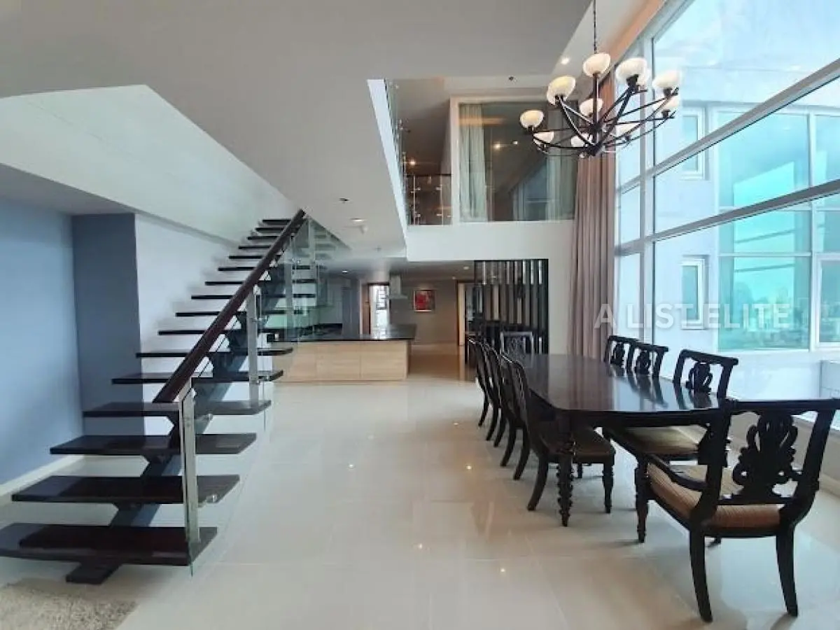 PENTHOUSE CIRCLE
