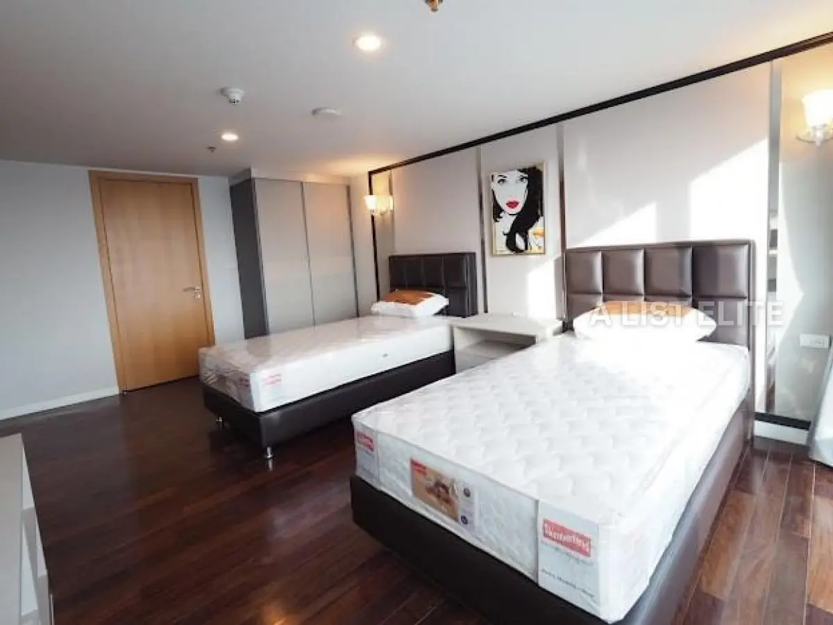 PENTHOUSE CIRCLE