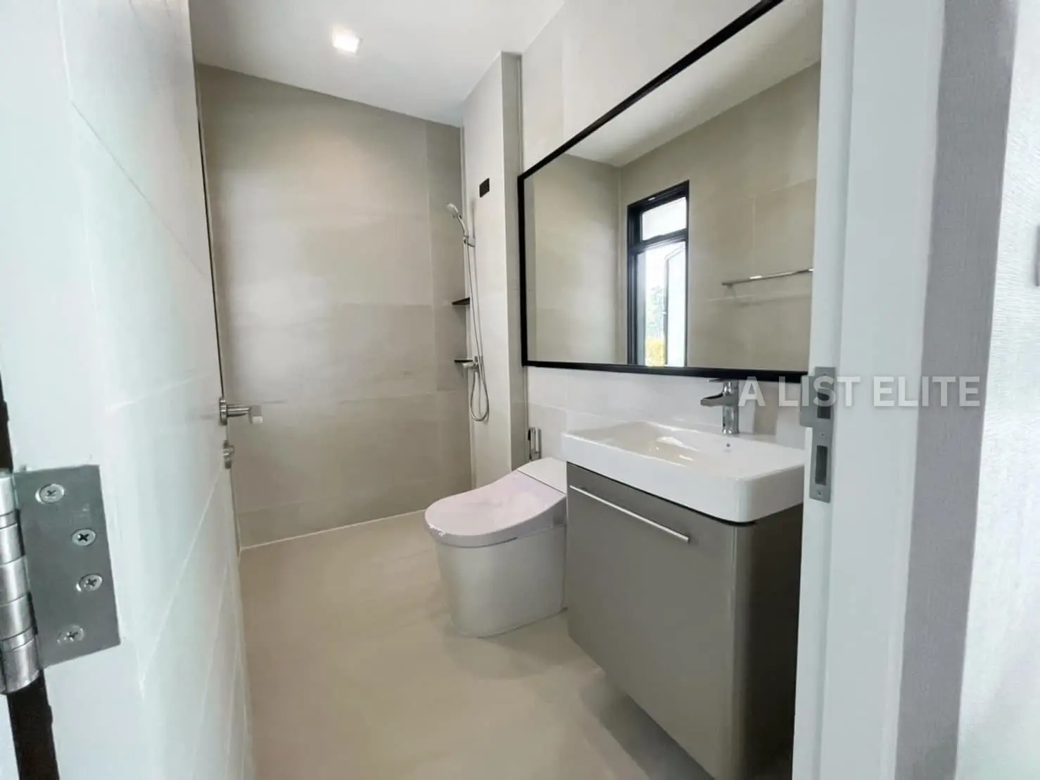Bangkok Boulevard Signature Prachachuen