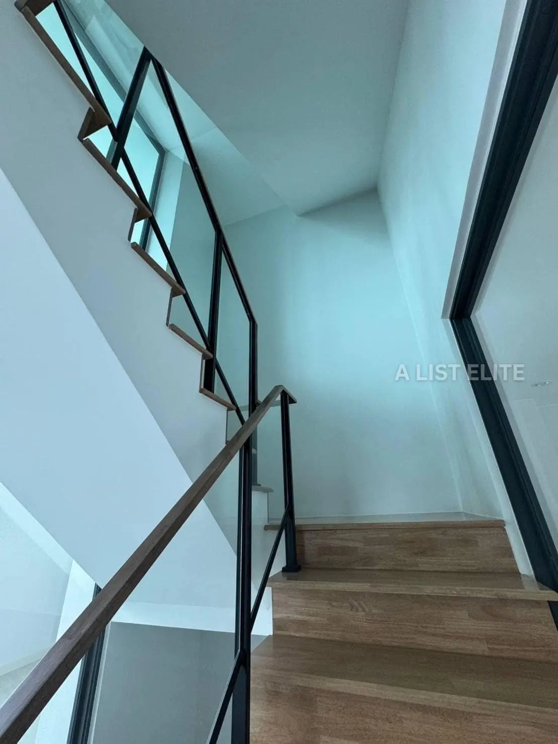 Baan Klang Muang CLASSE Sukhumvit 77