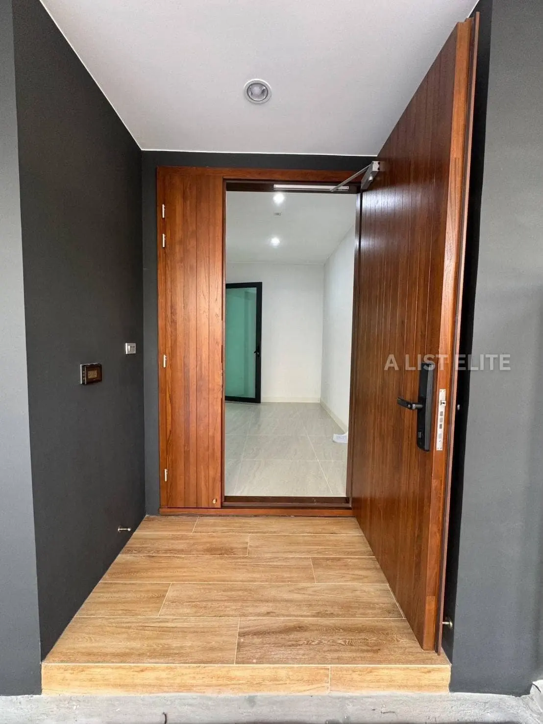 Baan Klang Muang CLASSE Sukhumvit 77