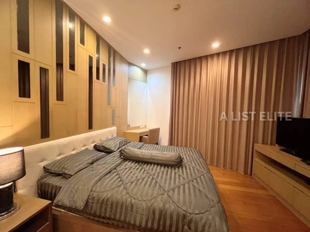 Bright Sukhumvit 24