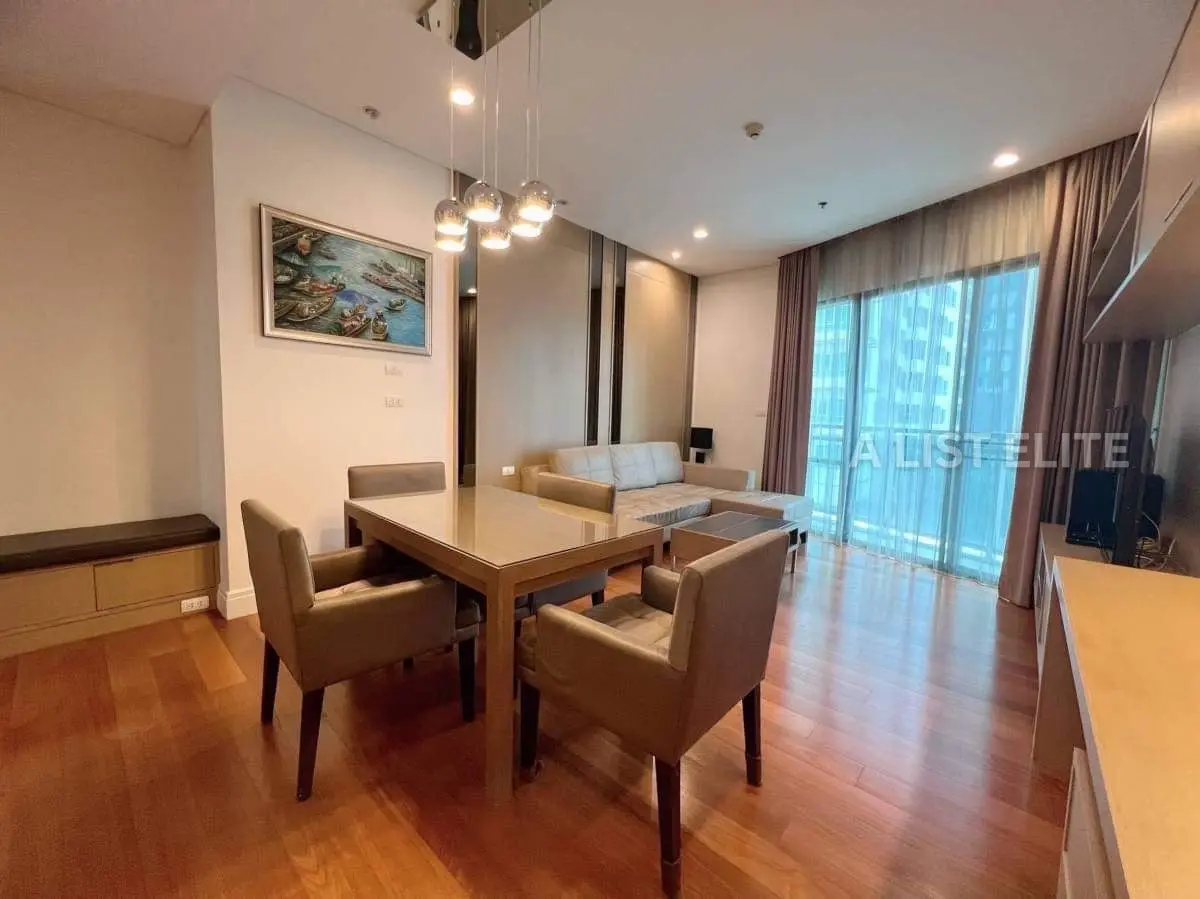 Bright Sukhumvit 24