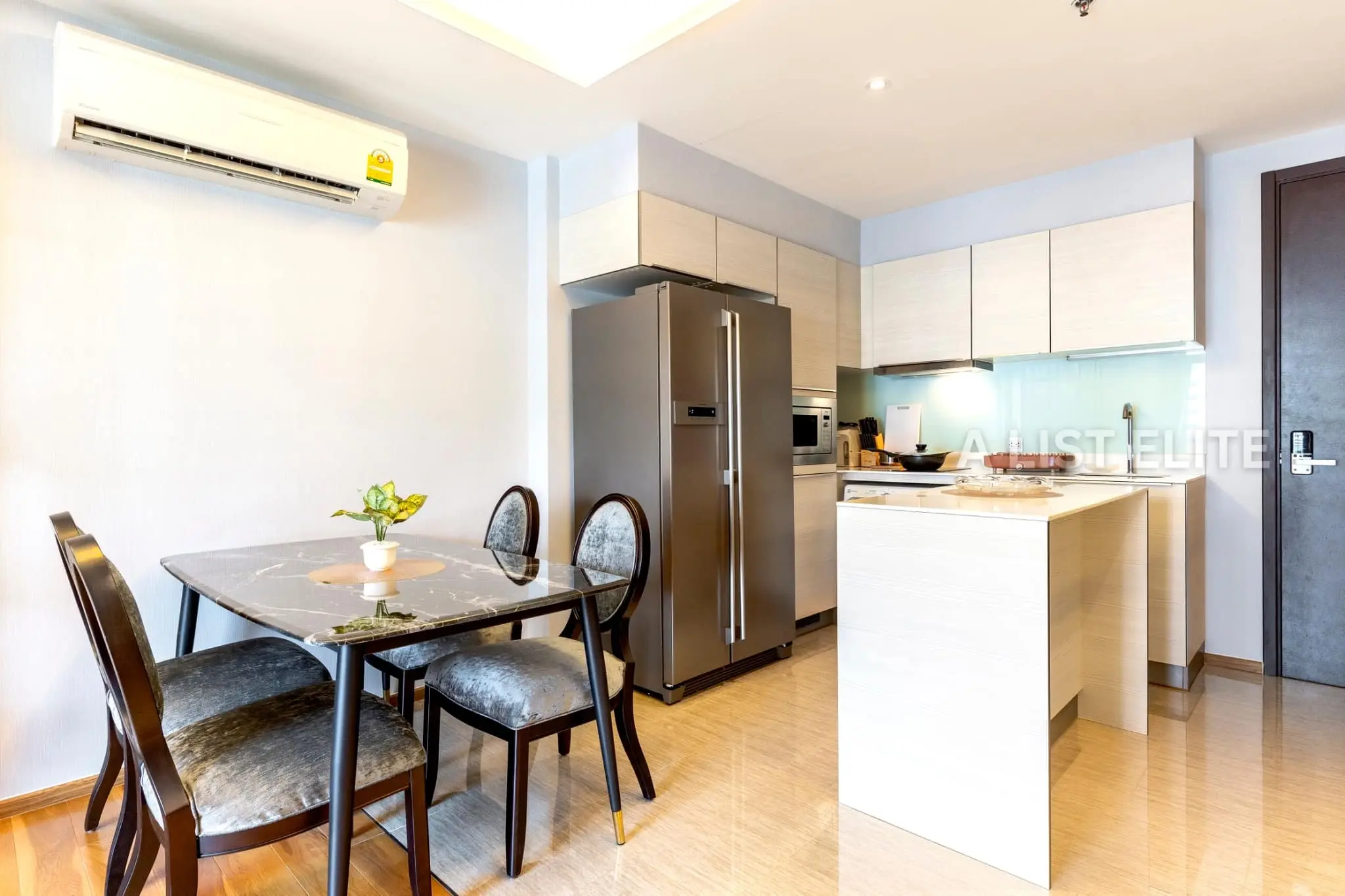 H Sukhumvit 43