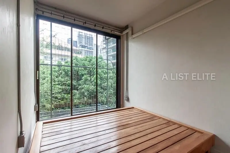 Home Office Sathorn soi 7 yak 1