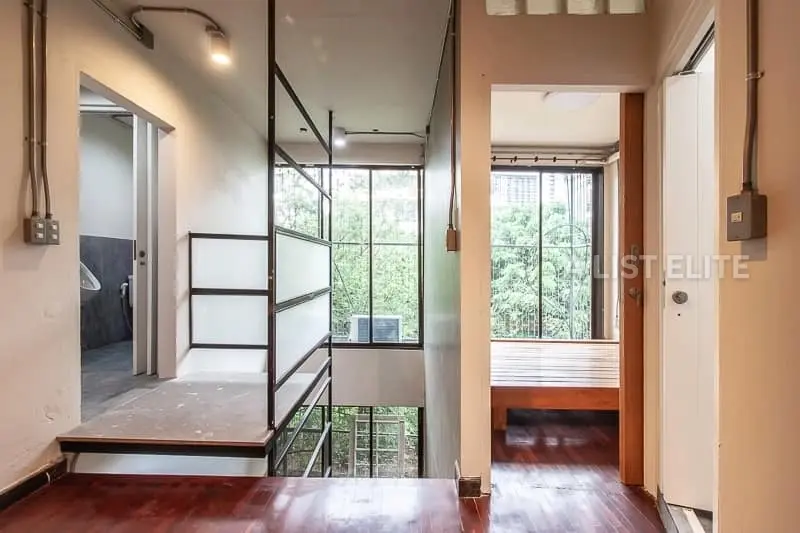 Home Office Sathorn soi 7 yak 1