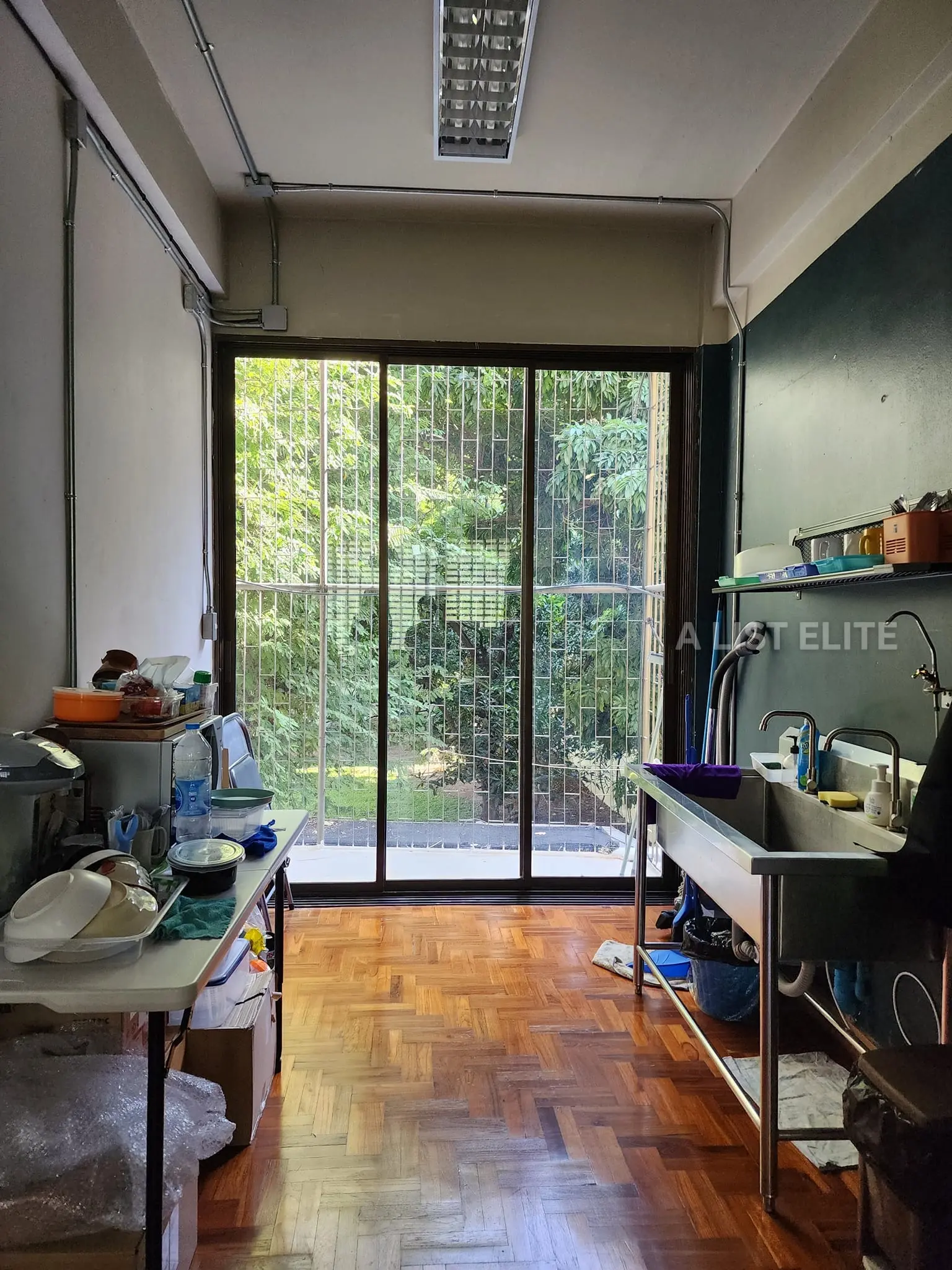 Home Office Sathorn soi 7 yak 1