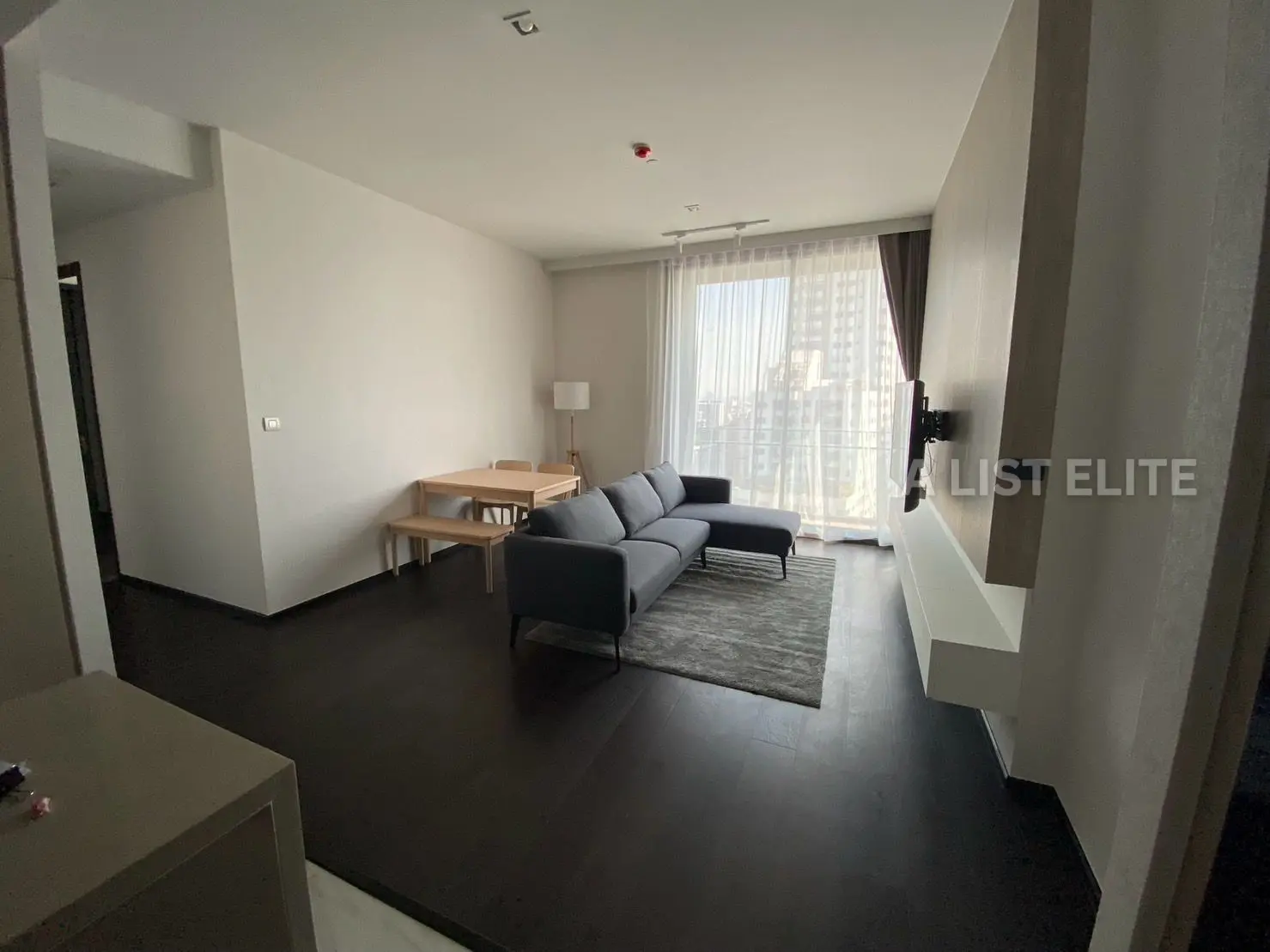 LAVIQ Sukhumvit 57
