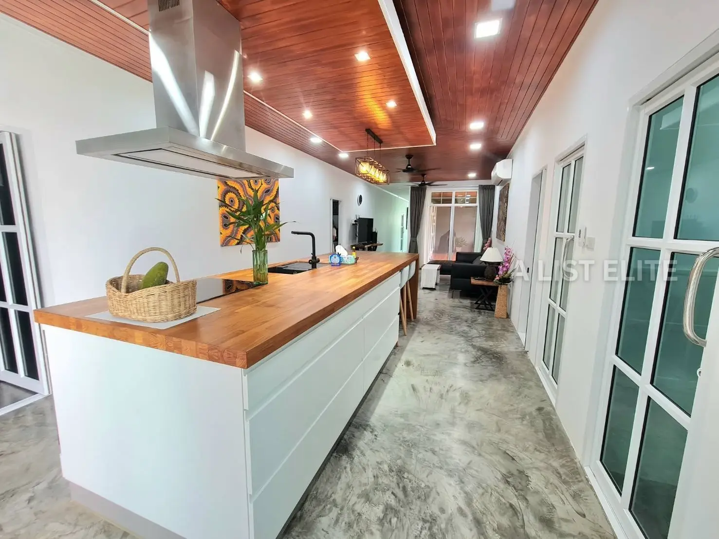 House near Bang Saray Beach