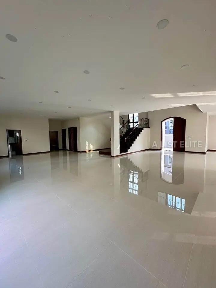 The Palazzo Pinklao
