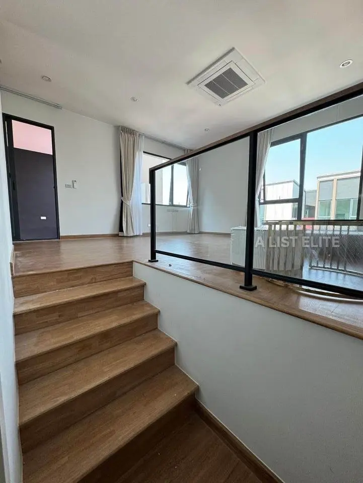 Baan Klang Muang CLASSE Sukhumvit 77