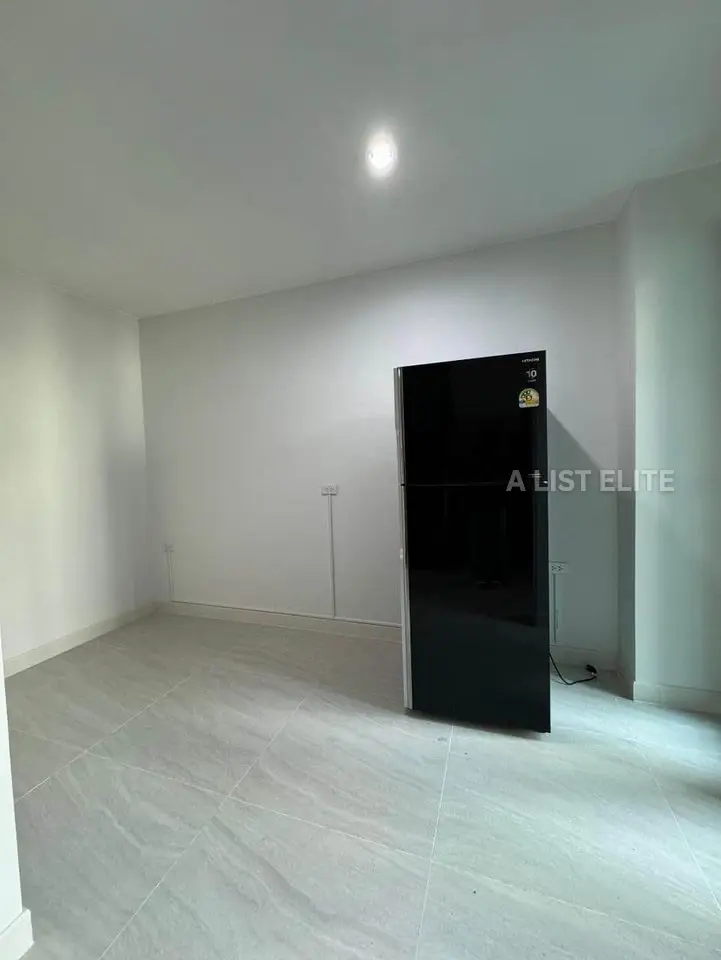 Baan Klang Muang CLASSE Sukhumvit 77