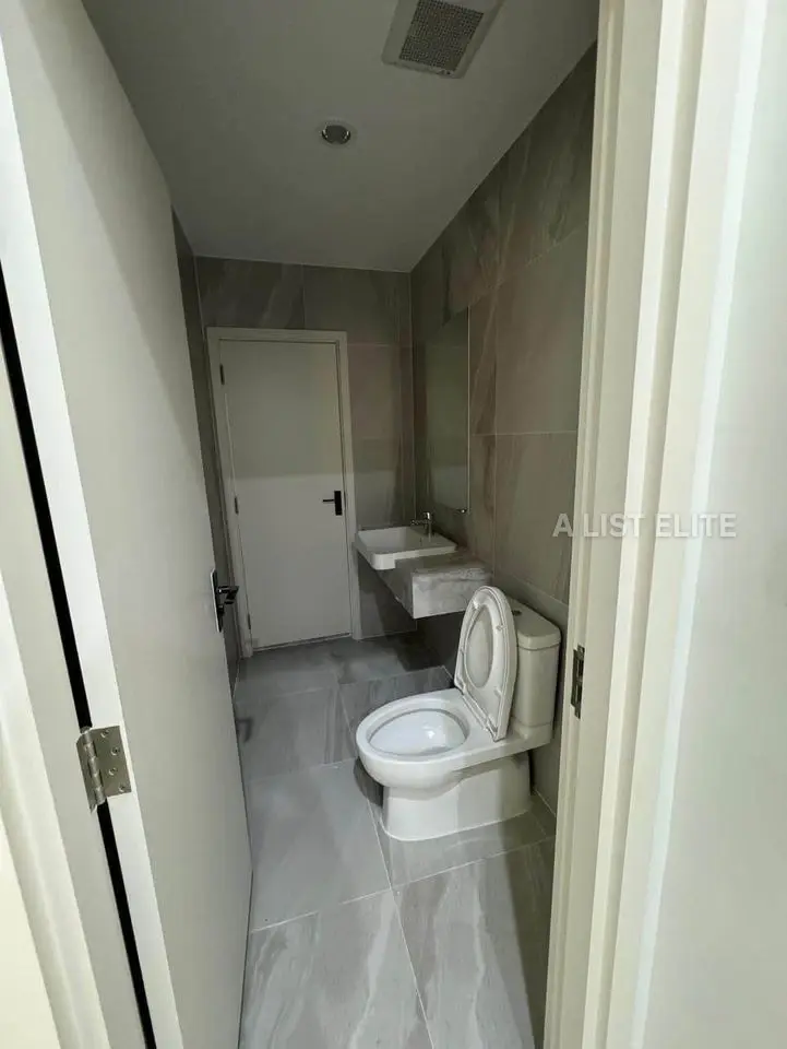Baan Klang Muang CLASSE Sukhumvit 77