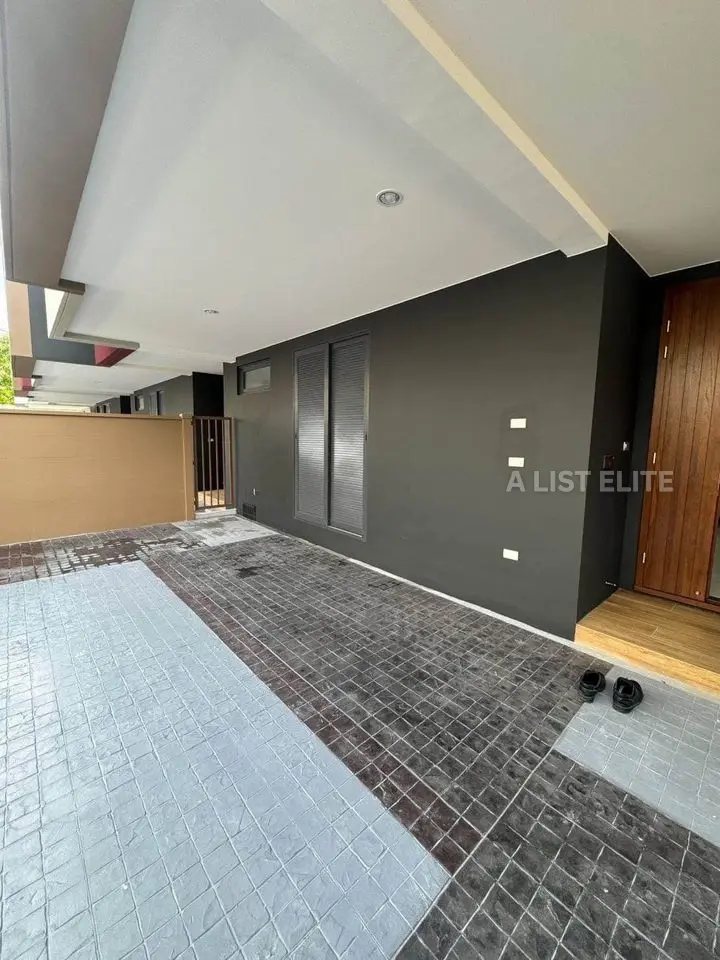 Baan Klang Muang CLASSE Sukhumvit 77