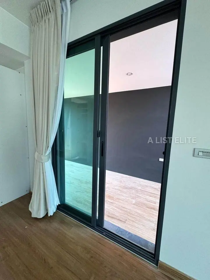 Baan Klang Muang CLASSE Sukhumvit 77
