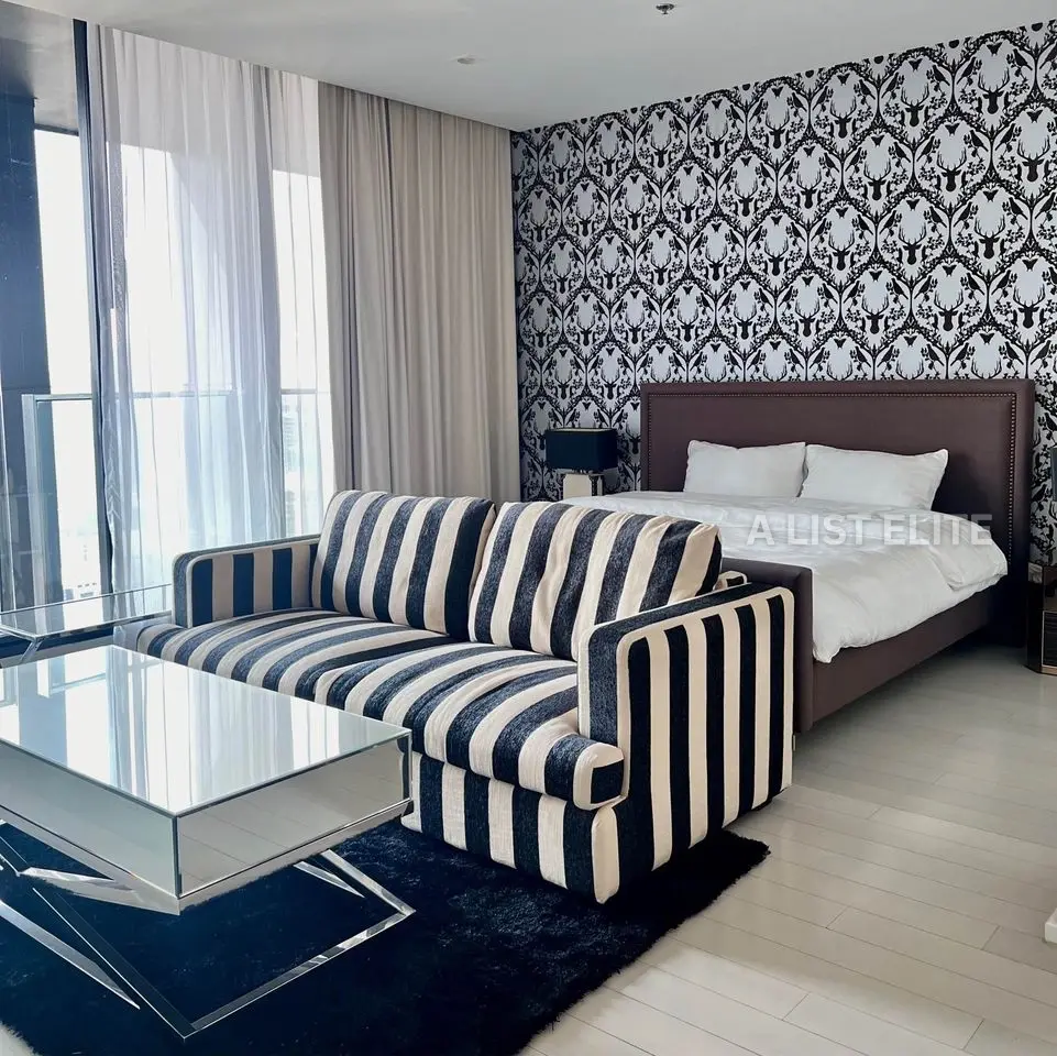 Noble Ploenchit 