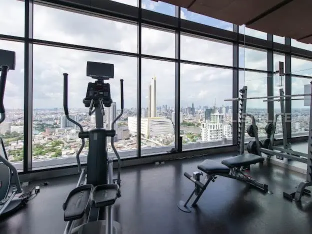 Urbano Absolute Sathon - Taksin