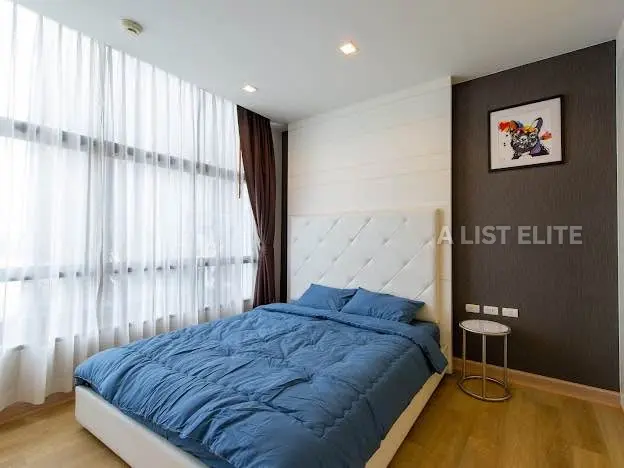 Urbano Absolute Sathon - Taksin