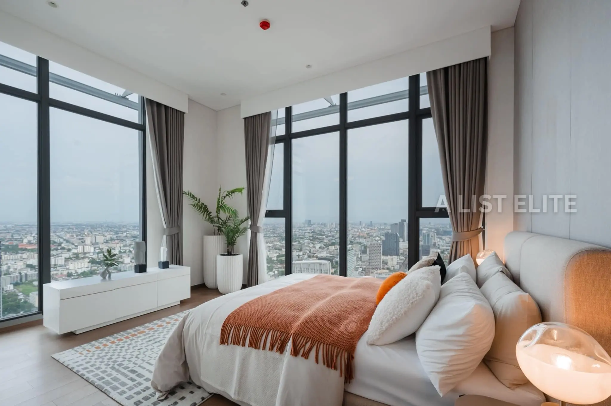 Siamese Exclusive Sukhumvit 42