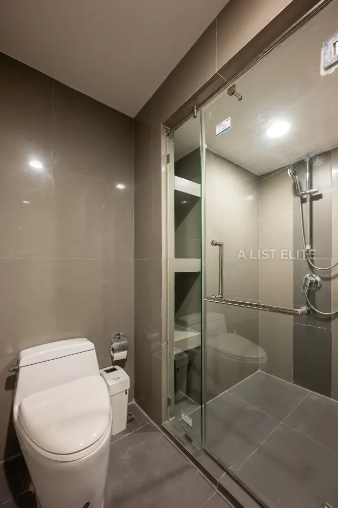 The Crest Sukhumvit 34