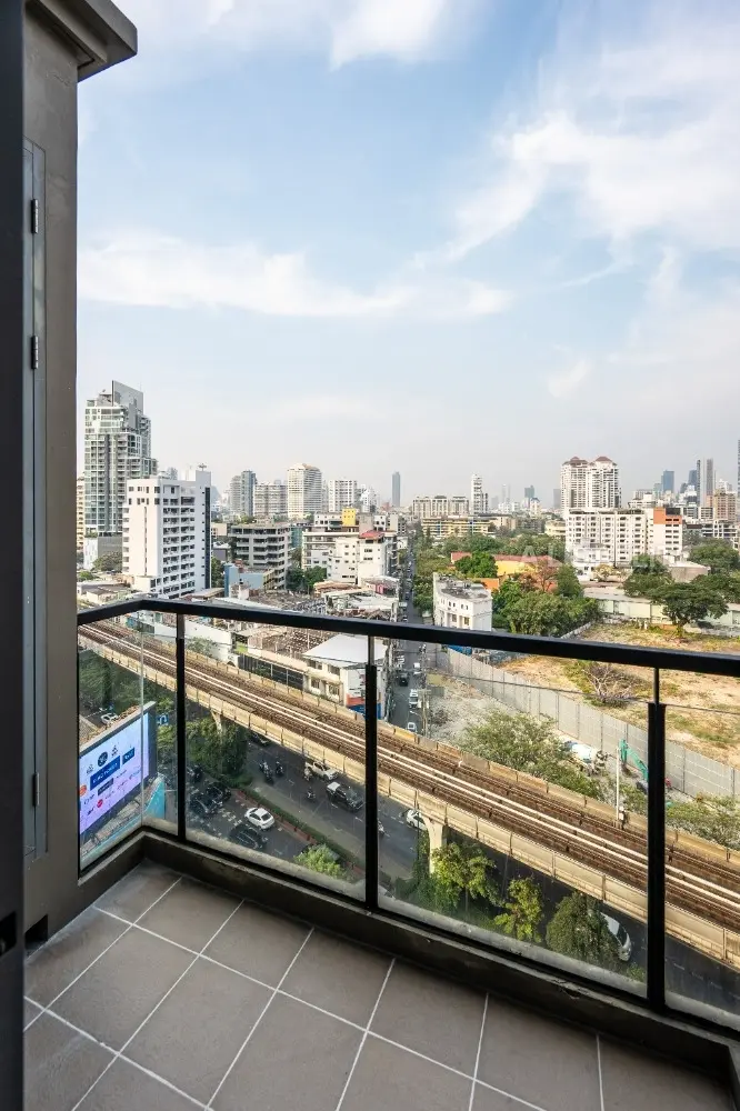 The Crest Sukhumvit 34