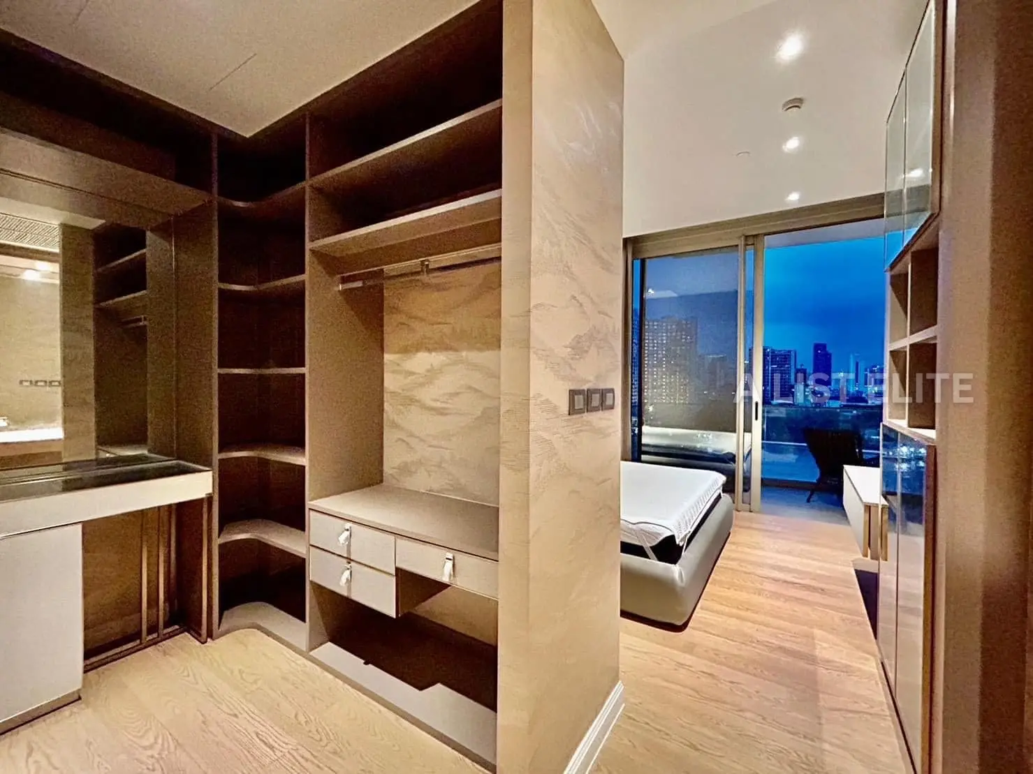 Magnolias Waterfront Residences