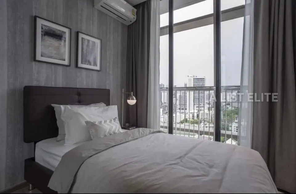 Park Origin Phrom Phong