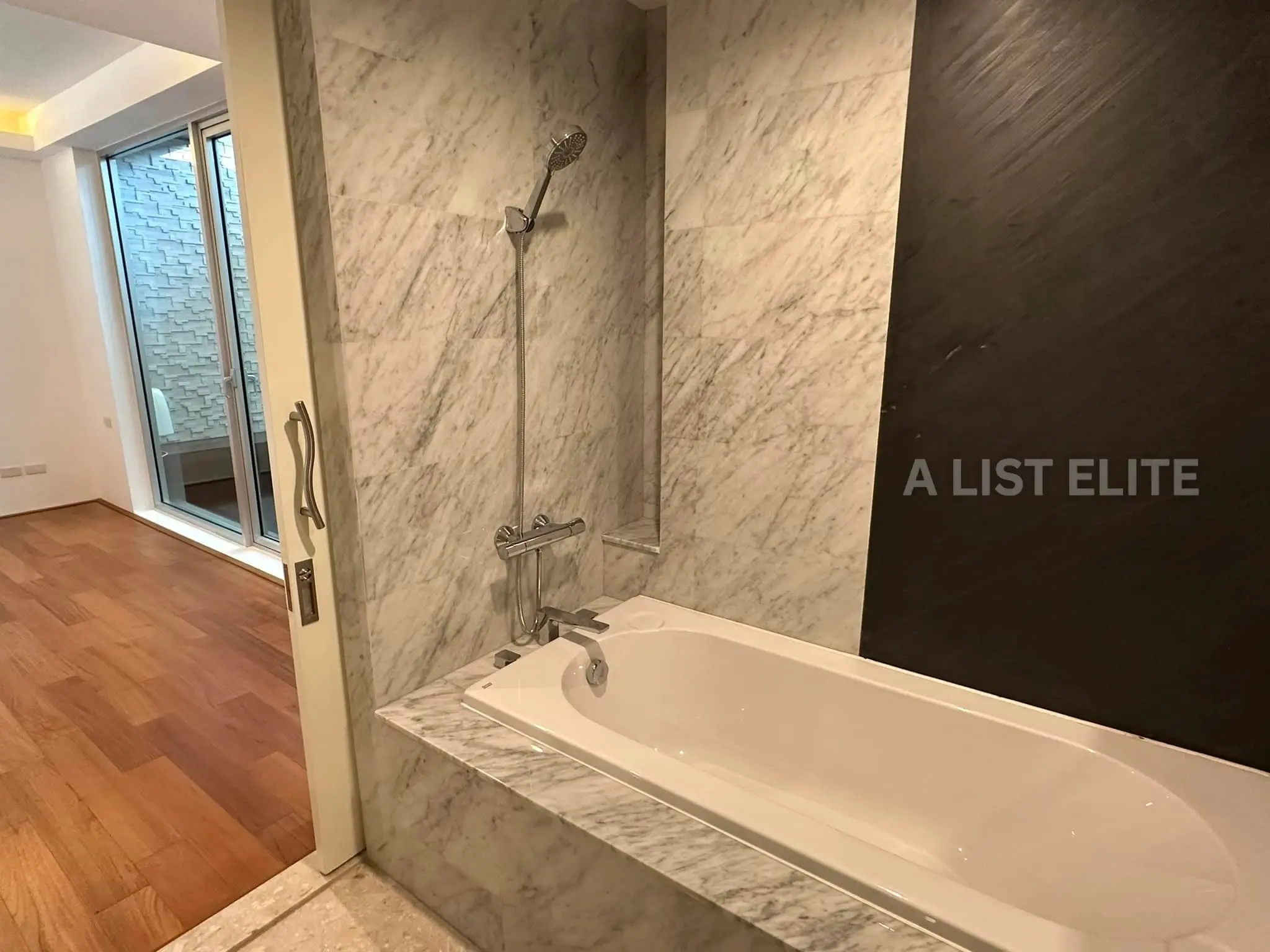 Les Lofts Sathorn