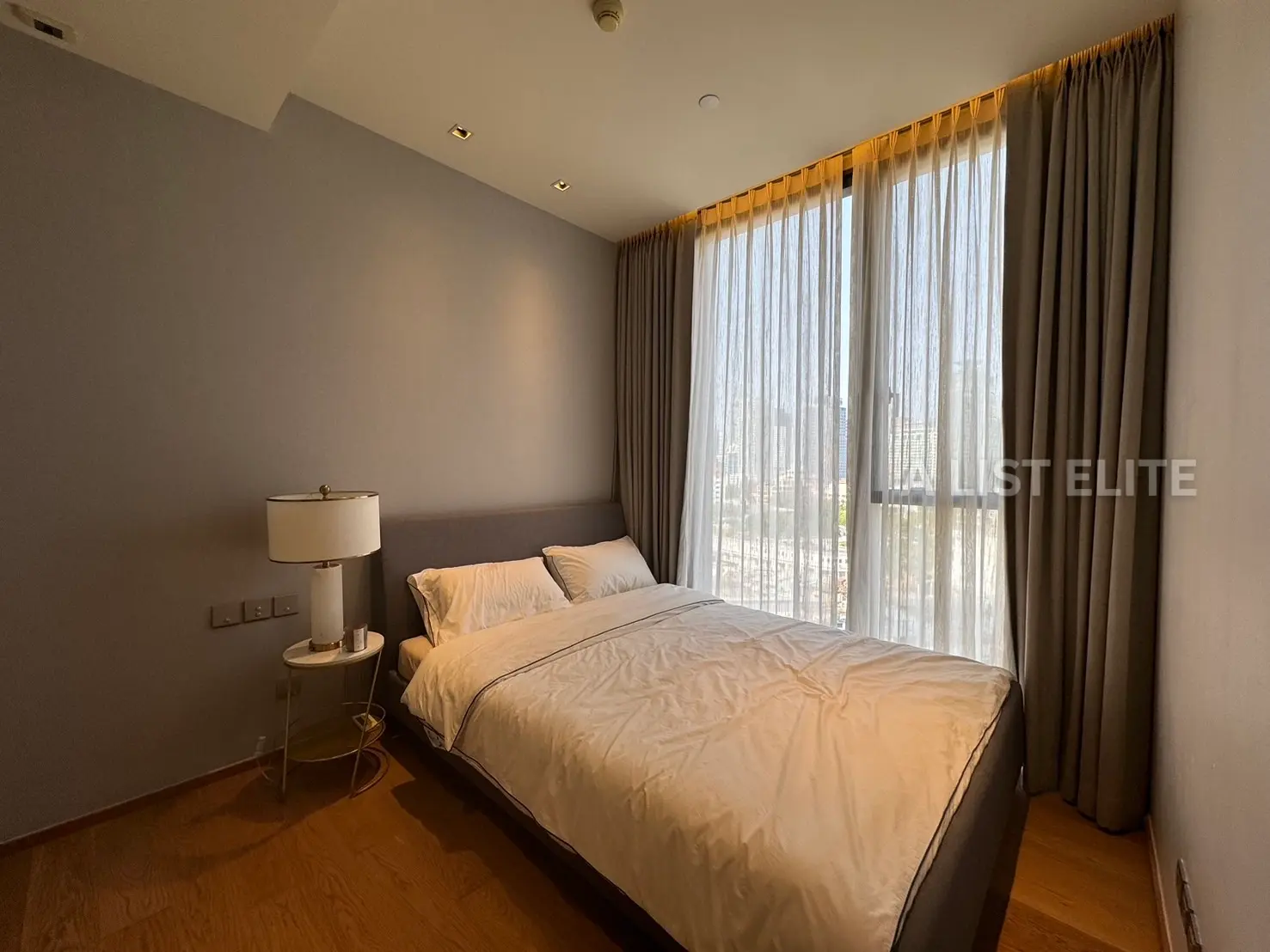 gallery-image