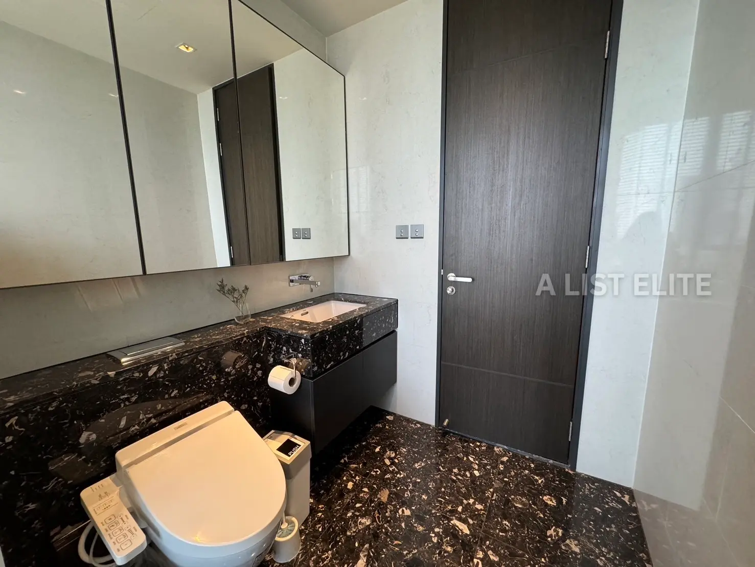 BEATNIQ Sukhumvit 32