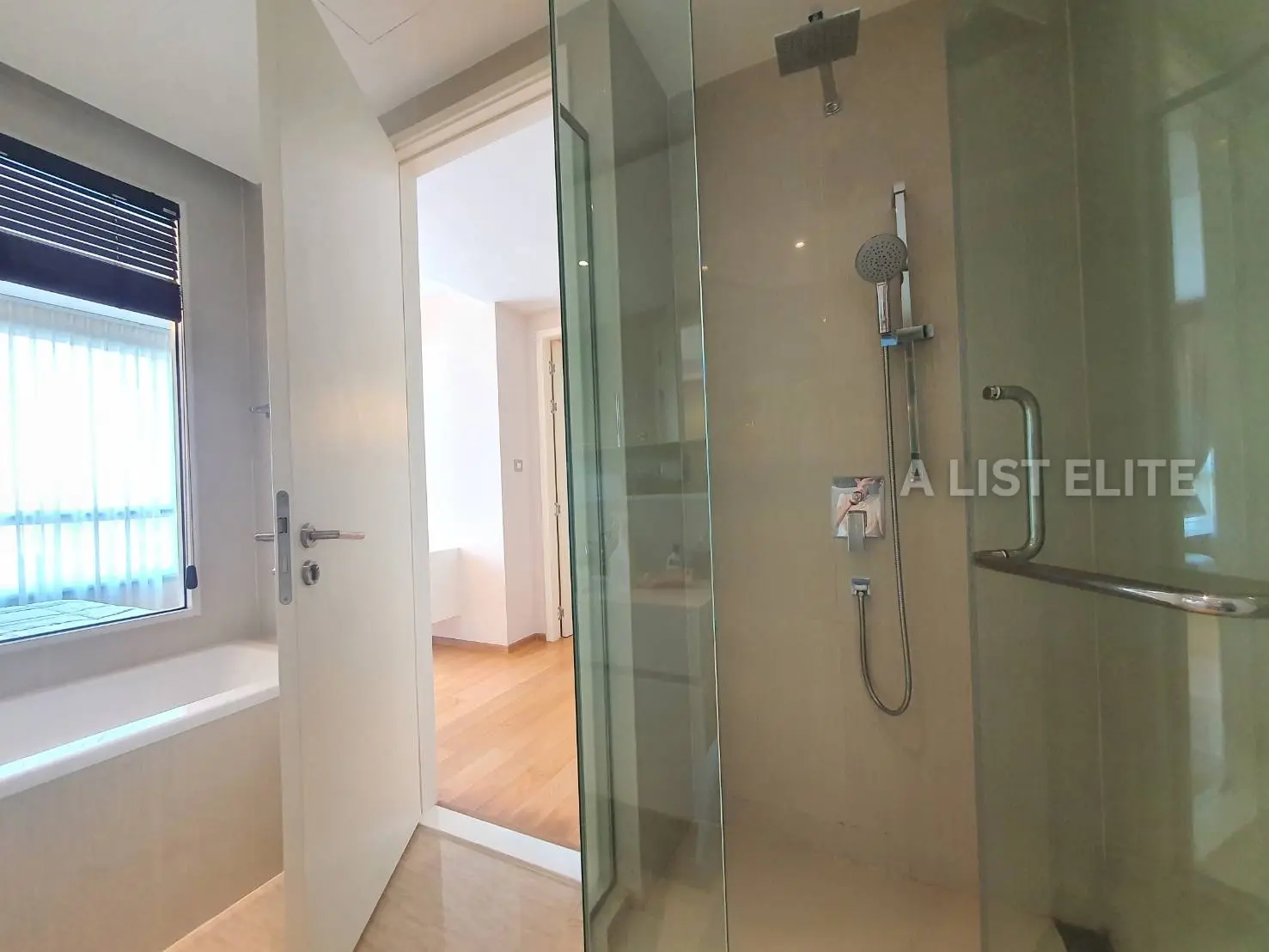 H Sukhumvit 43