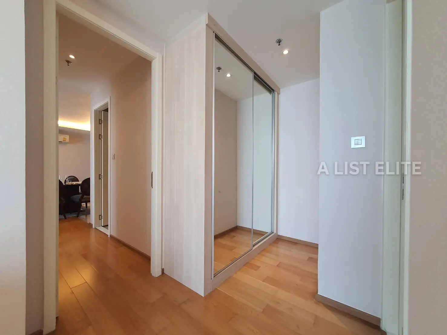 H Sukhumvit 43