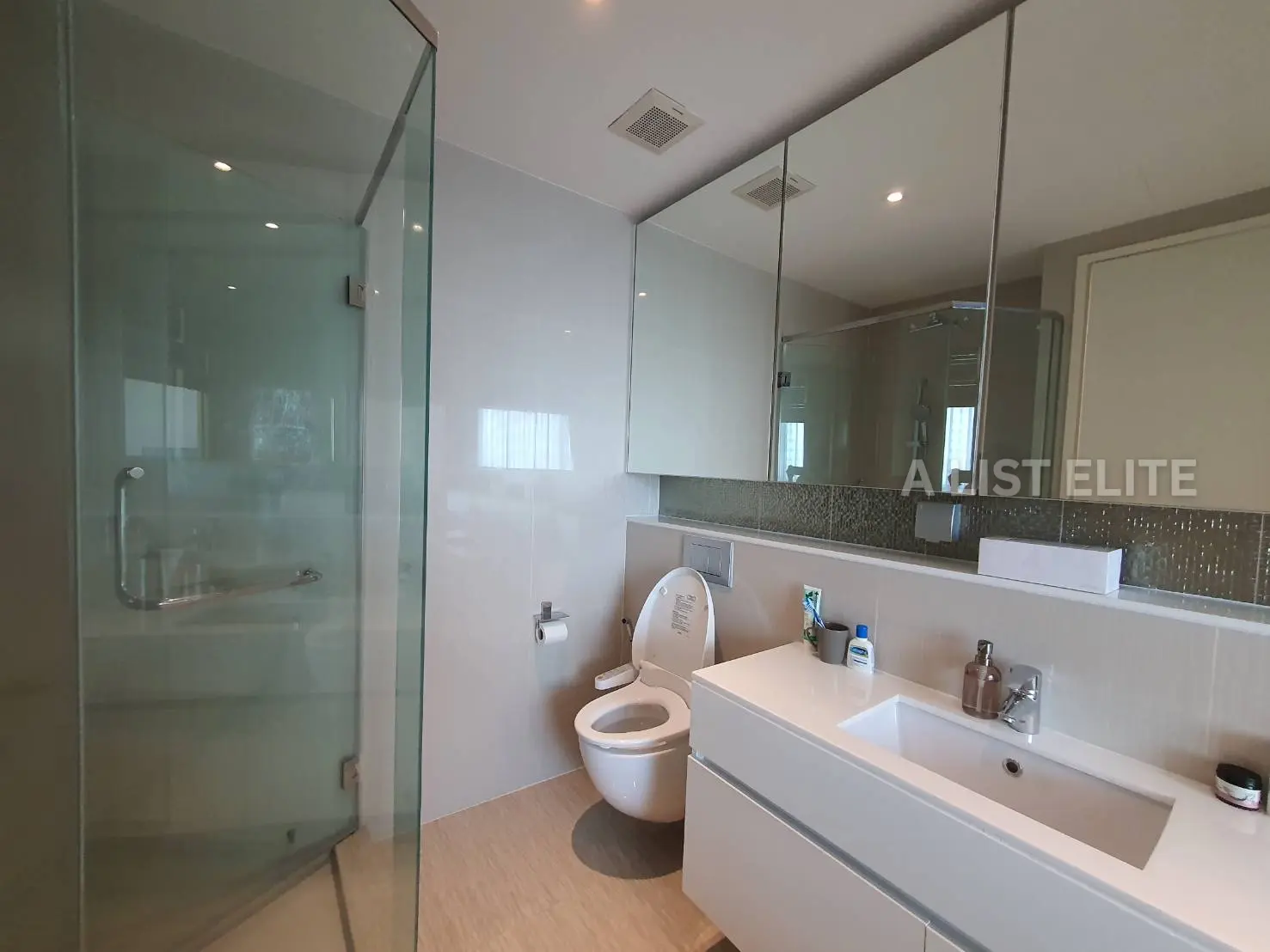 H Sukhumvit 43