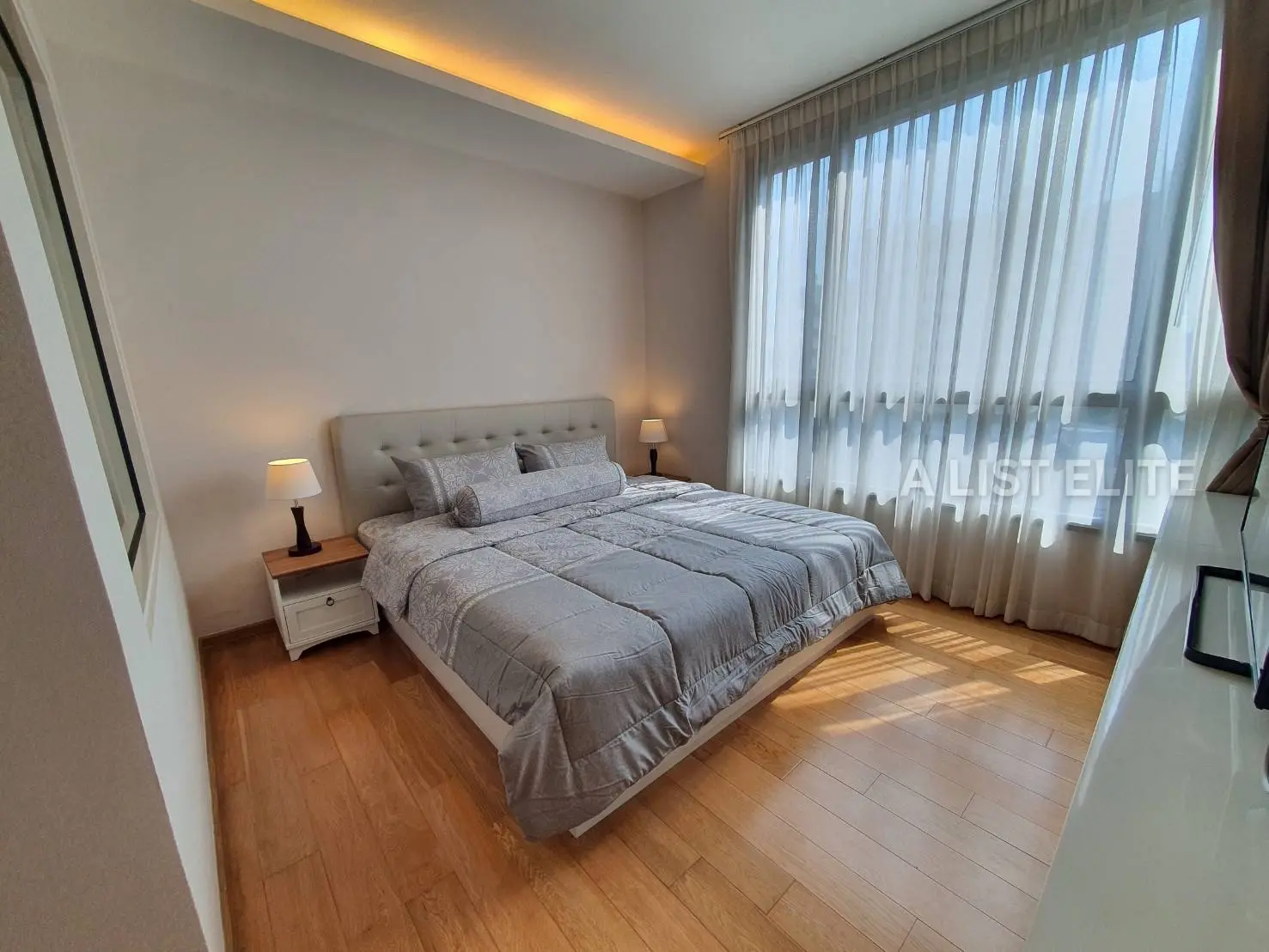H Sukhumvit 43