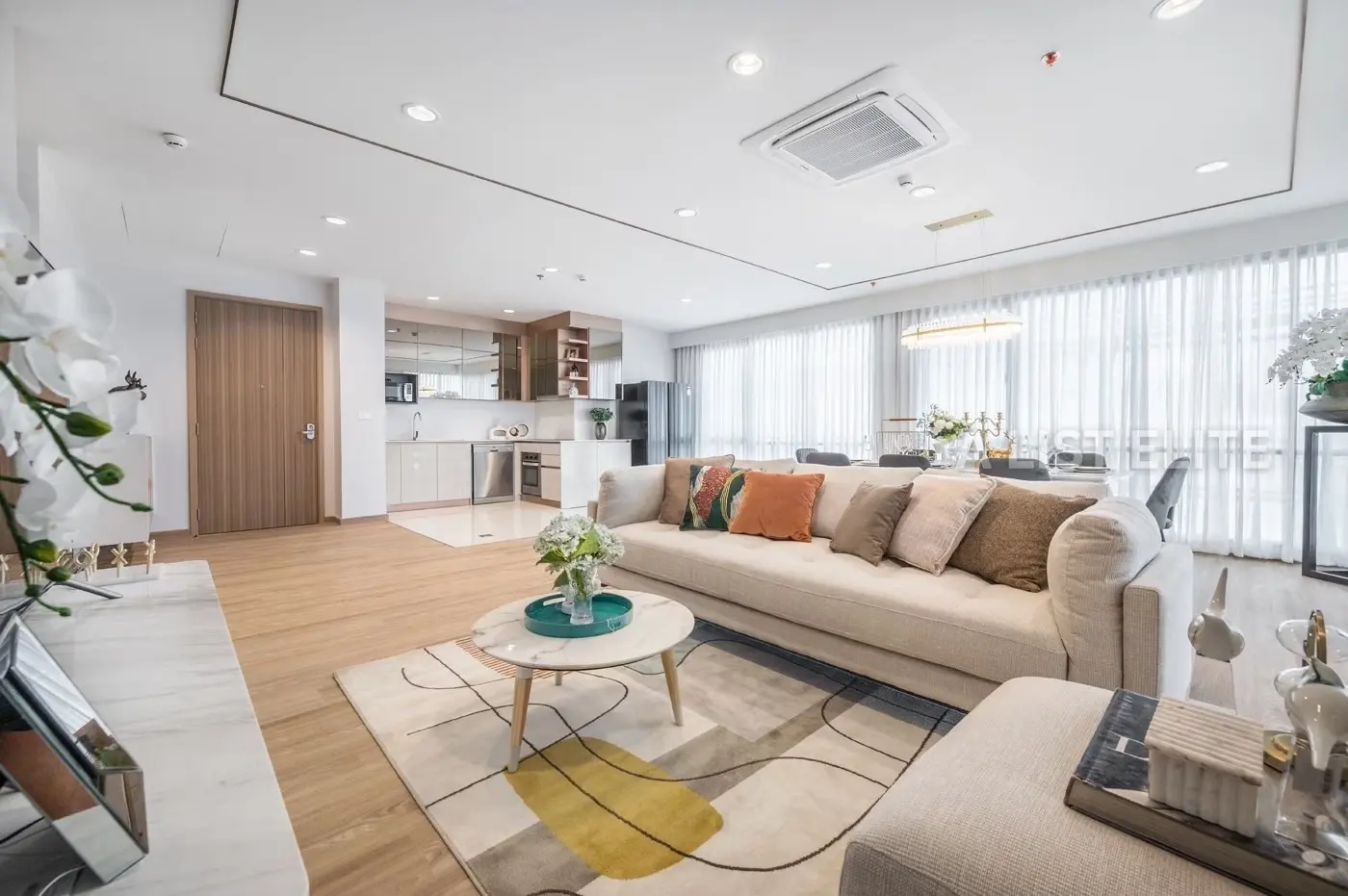 Sathorn 111