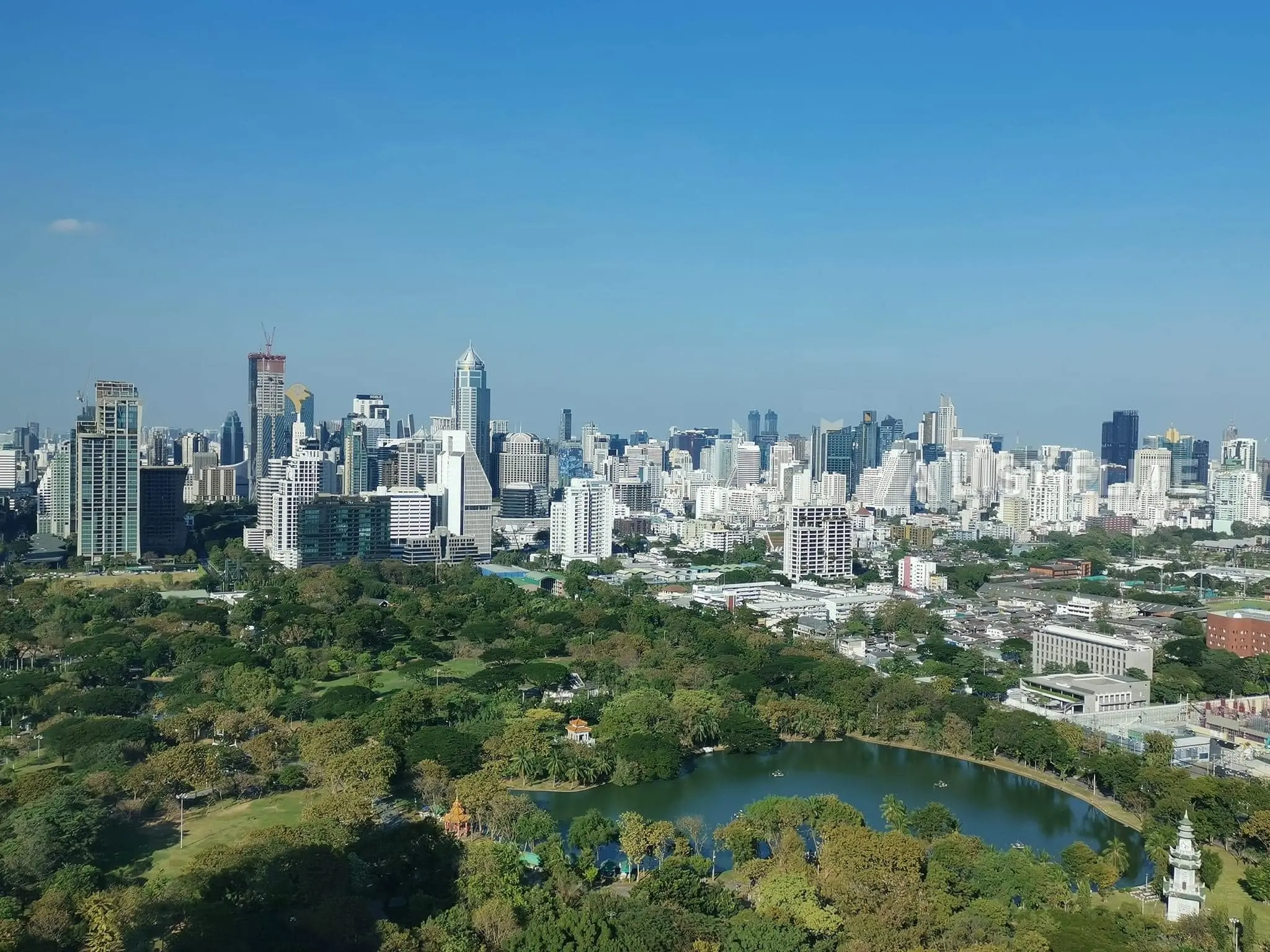 ศาลาแดง วัน