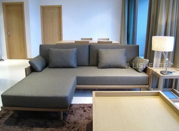 L'Emporio Place