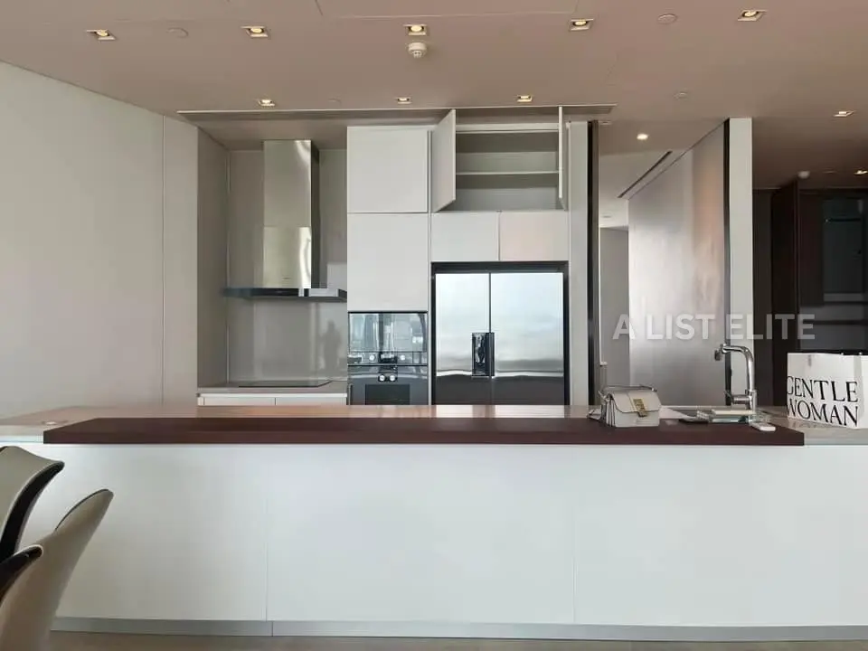 Banyan Tree Residences Riverside Bangkok 