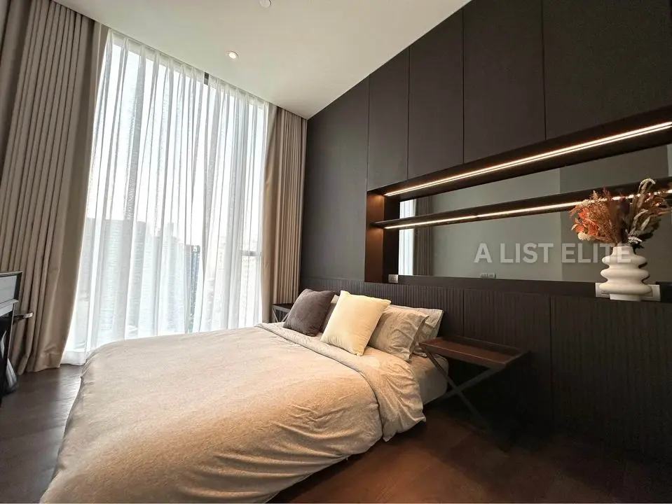 LAVIQ SUKHUMVIT 57