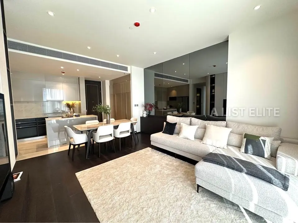 LAVIQ SUKHUMVIT 57